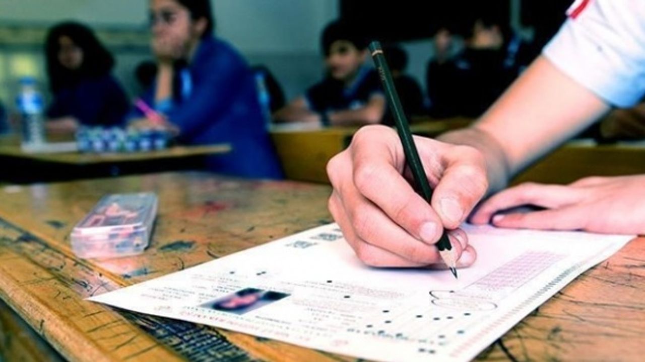 Bursluluk Sınavı Puan Hesaplama (Burs Kazanmak İçin Kaç Doğru Yanlış Gerekiyor)