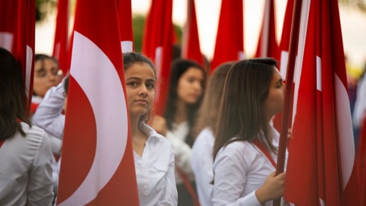 En güzel 29 Ekim Cumhuriyet Bayramı şiirleri