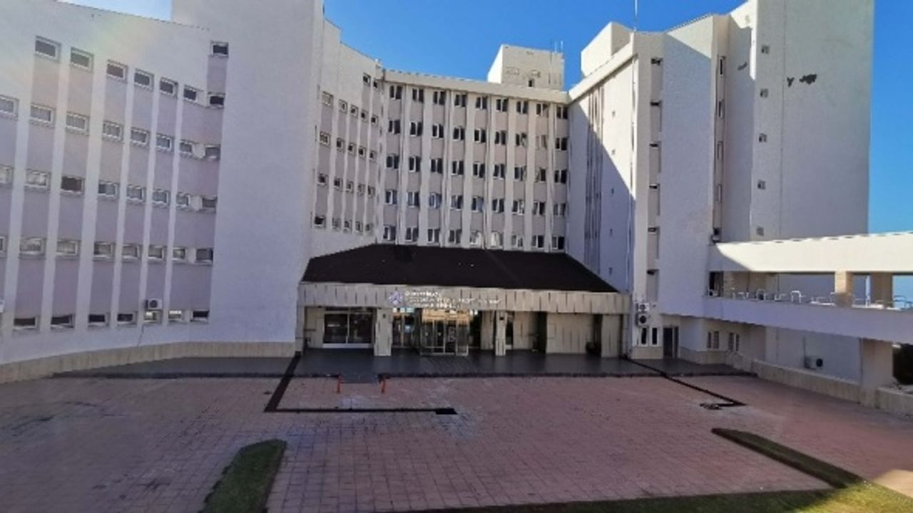 Kuşadası’ndaki uygulama oteli ve otelcilik lisesi yıkılıyor
