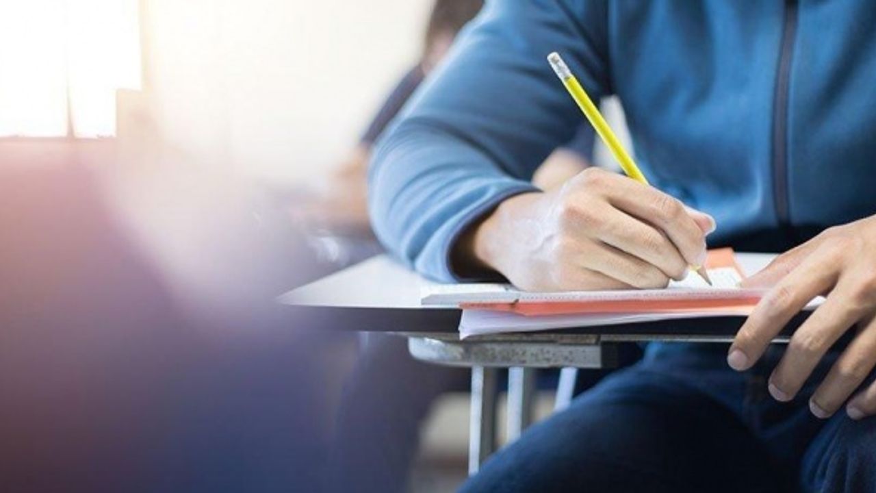 Hukuk Fakültesi Kaç Yıl Oldu? Hukuk Fakültesi 5 Yıl Oldu Mu? Hukuk Fakültesi Dersleri Nelerdir?