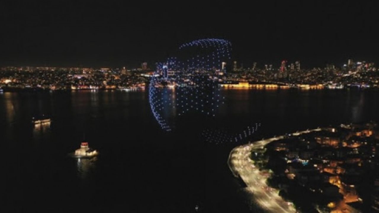 İstanbul’da 500 dronla mest eden ışık gösterisi
