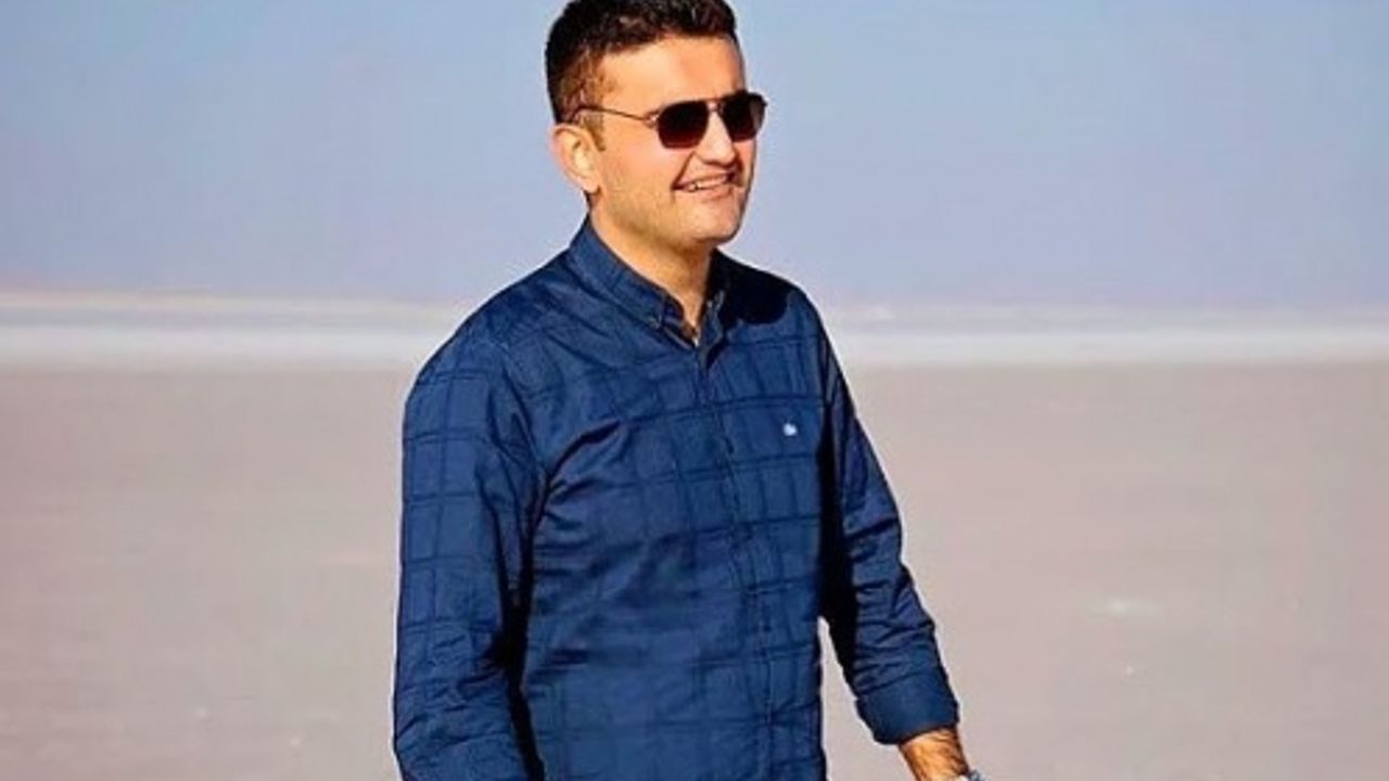 CZN Burak trafik kazası mı yaptı? CZN Burak öldü mü ? Burak Özdemir kimdir, kaç yaşında?