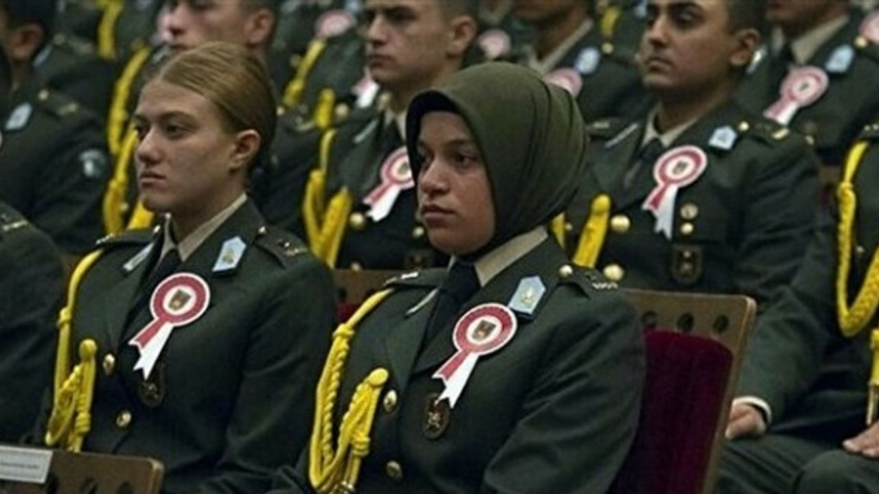 Müberra Öztürk'ü öğretmenleri anlattı: Onunla gurur duyuyoruz