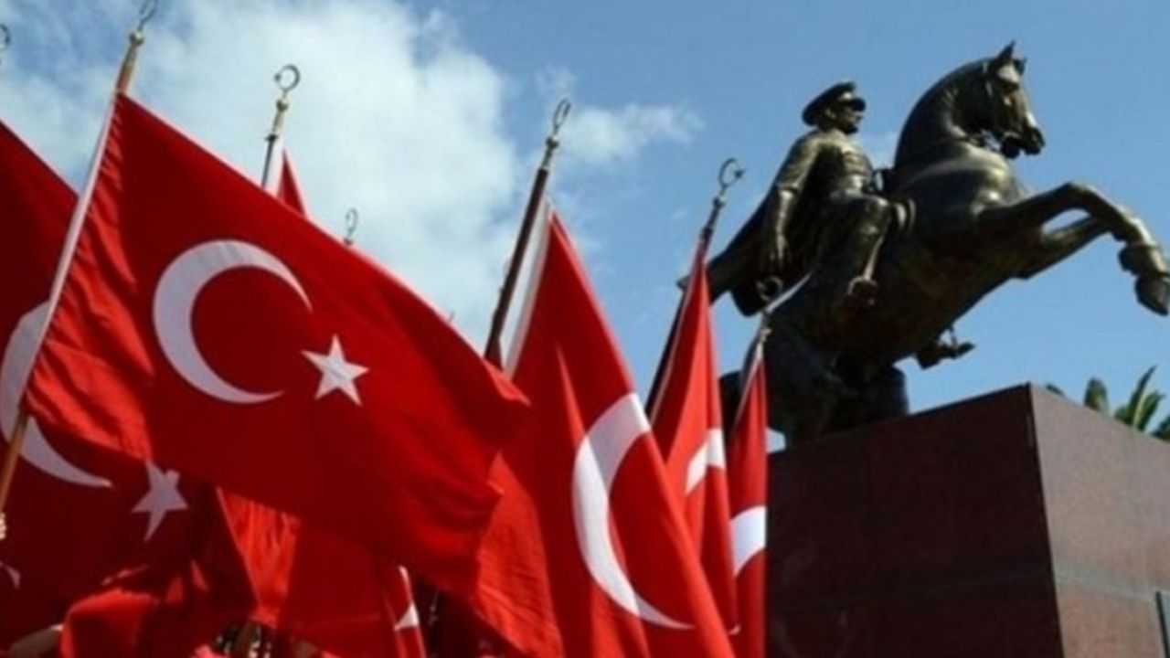19 Mayıs İle İlgili Kompozisyon Örnekleri