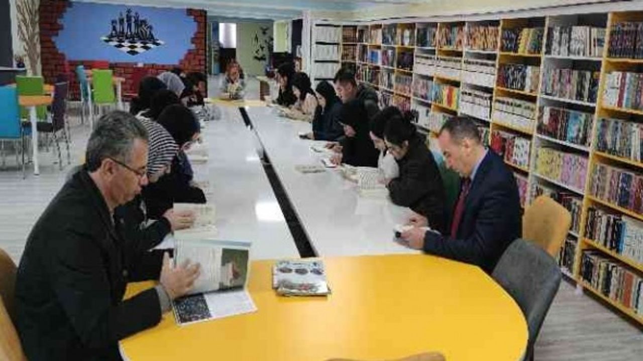 Bingöl’de öğrenci başına ise 6.3 kitap düşüyor