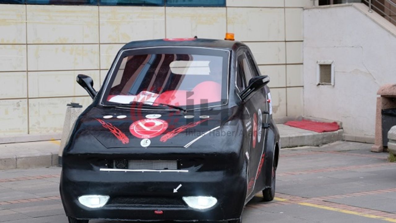 Gümüşhane Üniversitesi öğrencileri 120 kilometre hıza ulaşabilen elektrikli araç yaptı