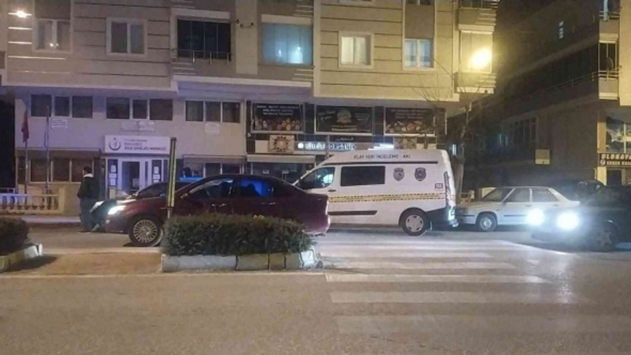 Aracında kalp krizi geçiren taksi şoförü hayatını kaybetti