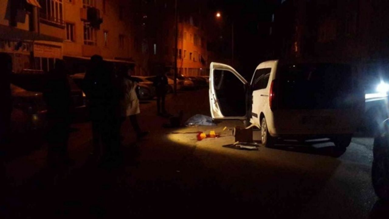 Kırklareli’nde aracına binerken tüfekle vurulan kişi hayatını kaybetti
