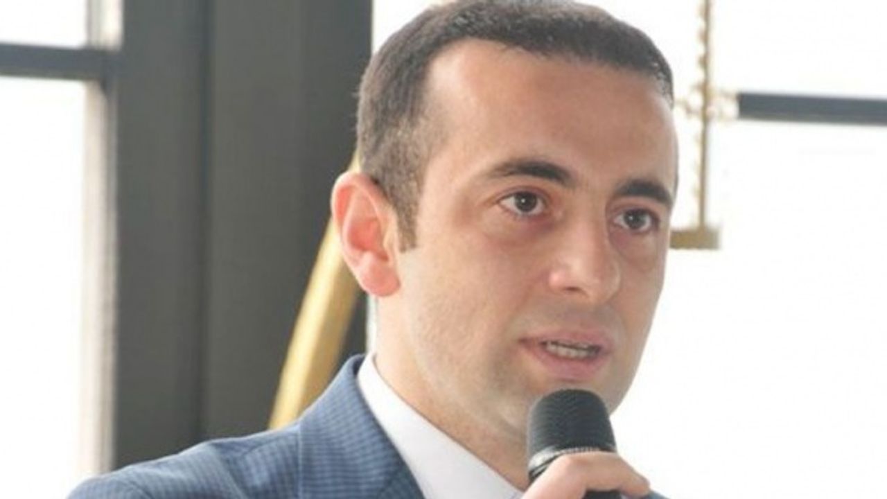 MHP’li Özhan Kurt görevden alındı!