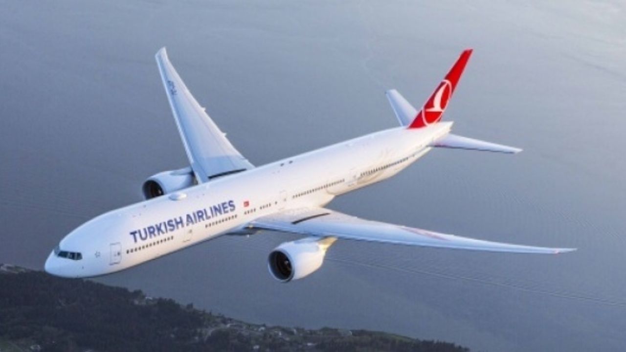Alkollü yolcu olay çıkarınca THY uçağı Hindistan'a acil iniş yaptı