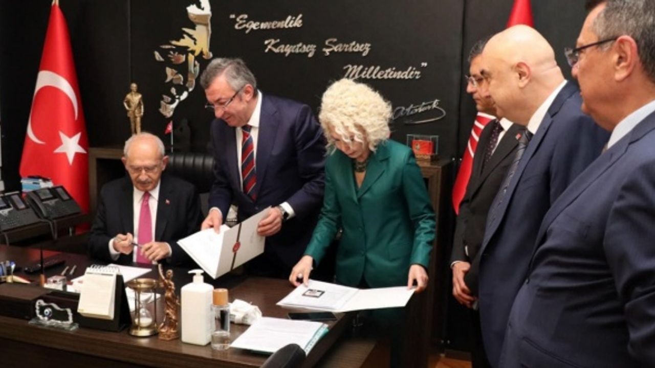 CHP lideri Kılıçdaroğlu: 'Adaylık için belgelerimizi hazırlayıp YSK'ya teslim ettik'