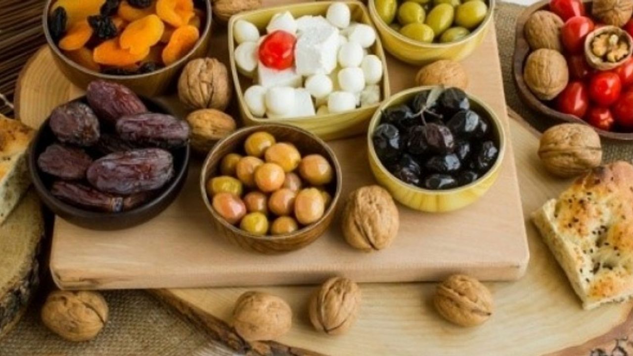 Tokluk hissi sağlayacak oruç dostu besinler