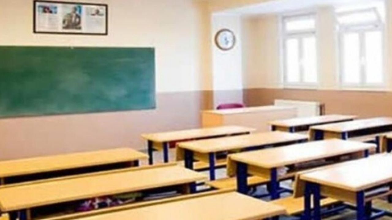 Eğitimciler olarak uyarıyoruz! Okullarımızda yaşanan büyük bir sorunumuz var.