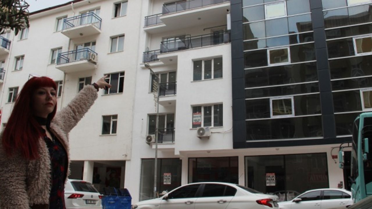 Kirasını 1 yıllık peşin ödedikleri daireye giremiyorlar