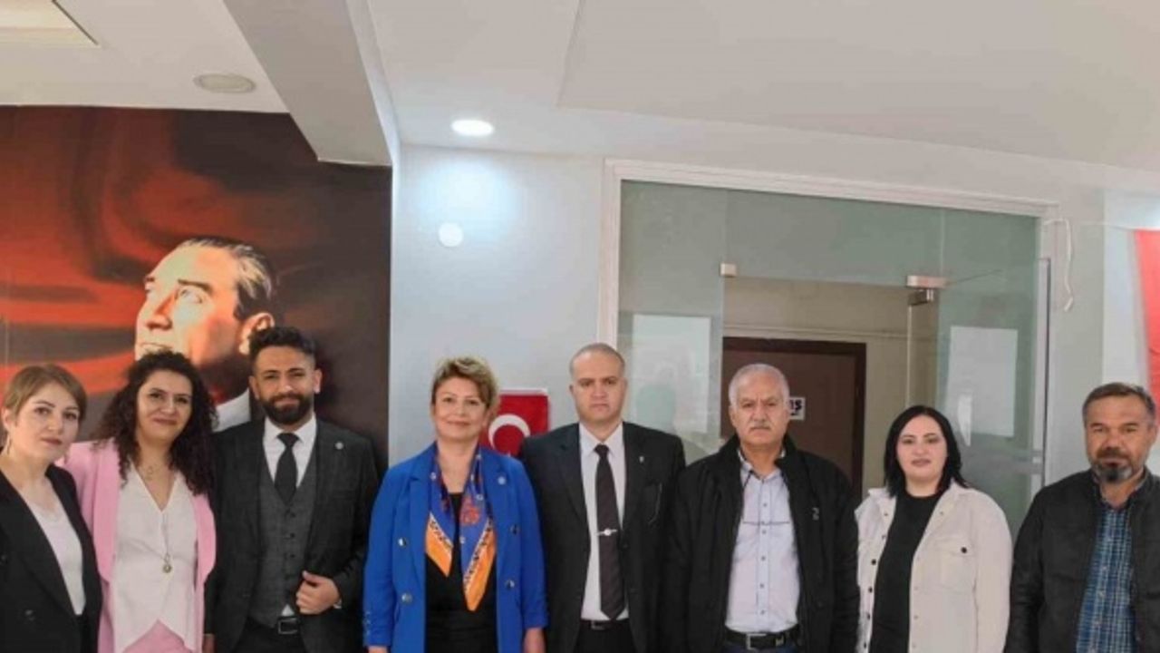 Kırşehir’in ilk kadın milletvekili adayı seçim başlangıcını yaptı