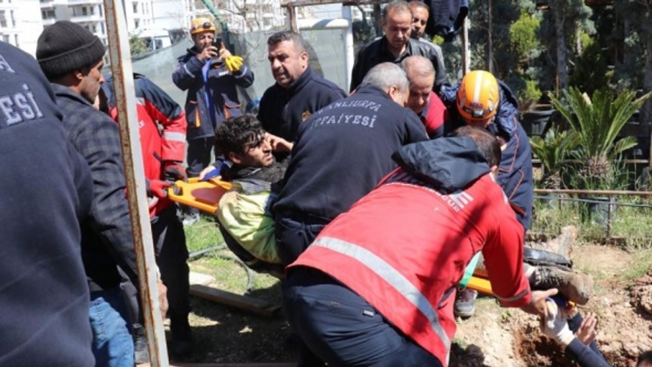 Şanlıurfa’da göçük altında kalan 4 işçi kurtarıldı
