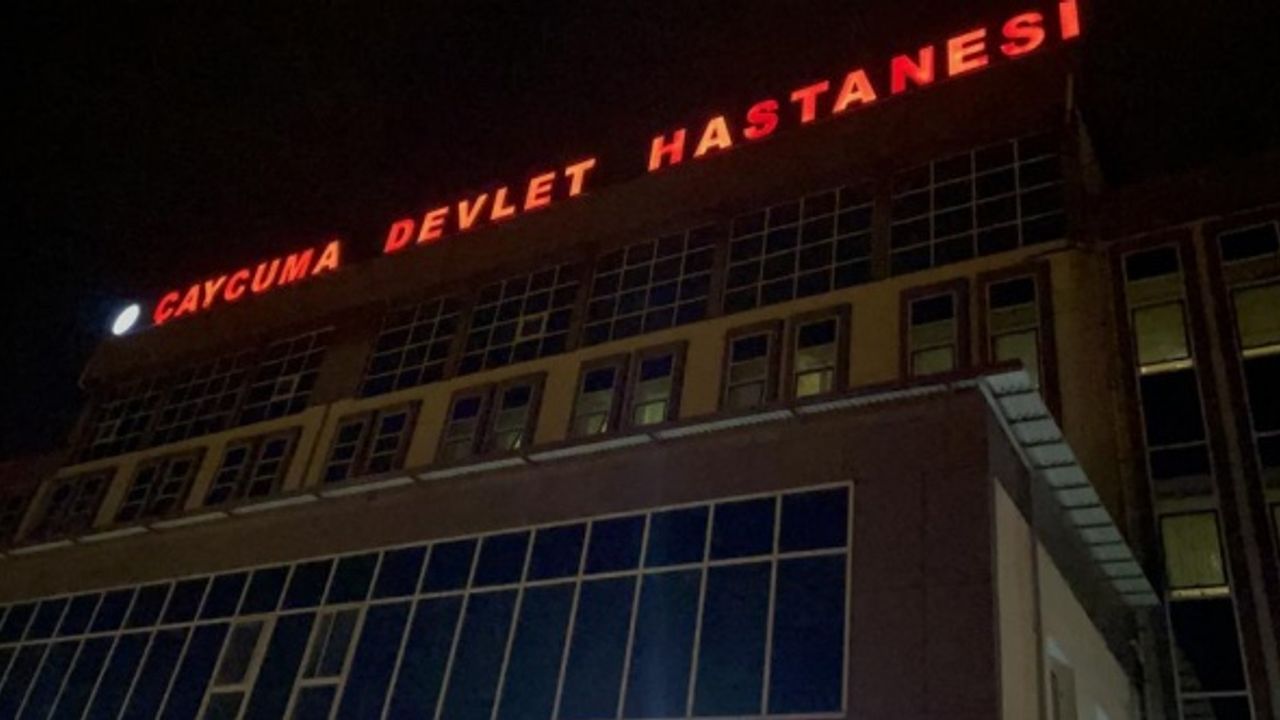 Traktörle tarla süren çiftçi kazayla eşini ezdi