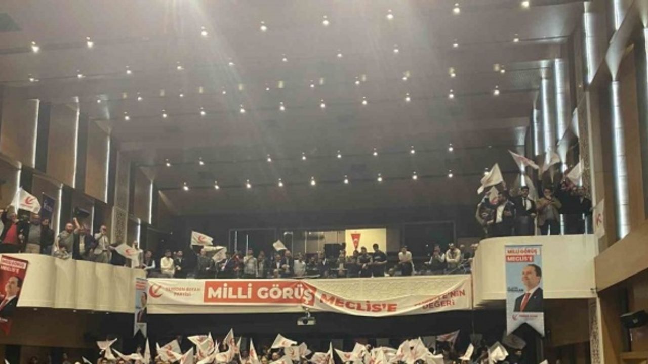 Yeniden Refah Partisi’nin İstanbul milletvekili aday tanıtım toplantısı yapıldı
