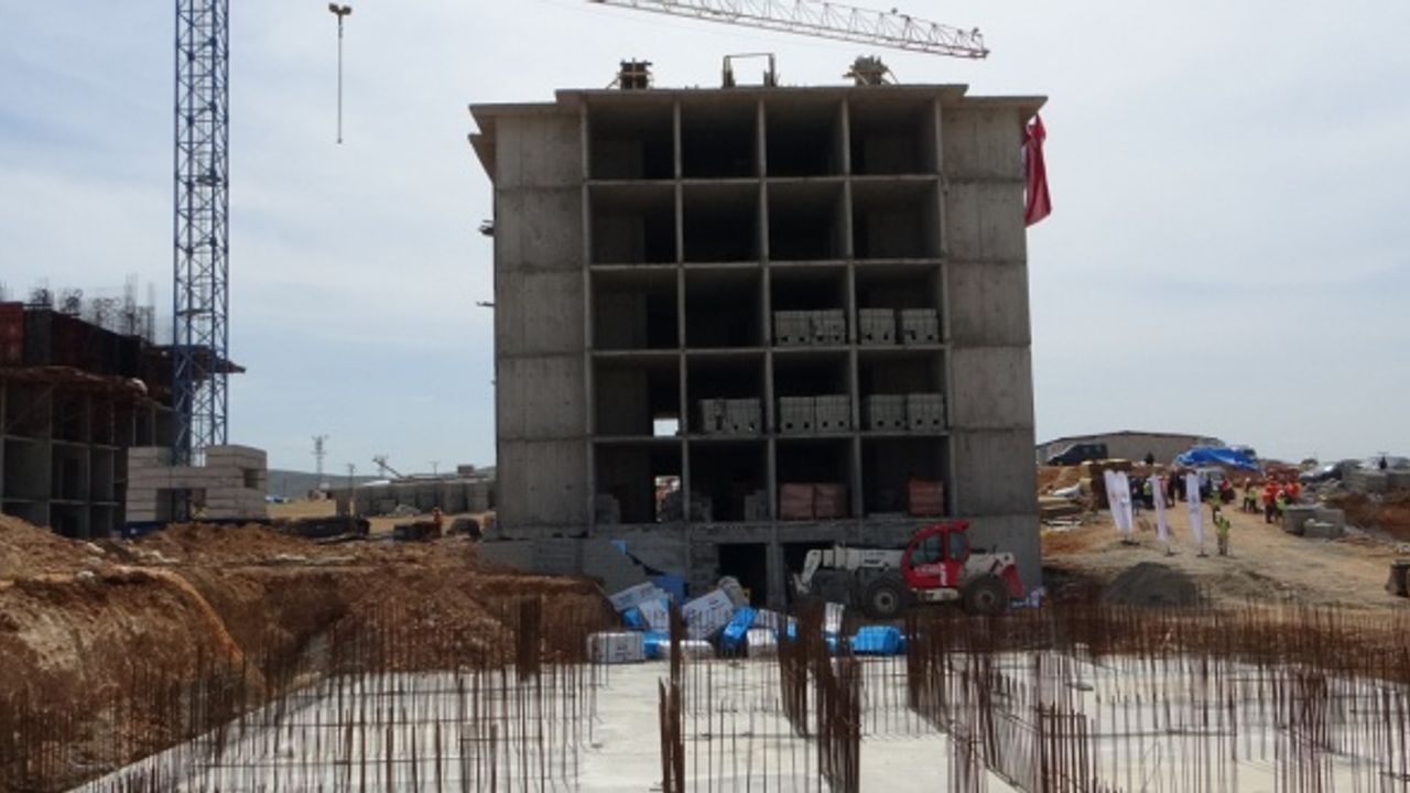 Malatya'daki 6 bin 458 deprem konutunda çalışmalar hızlandı