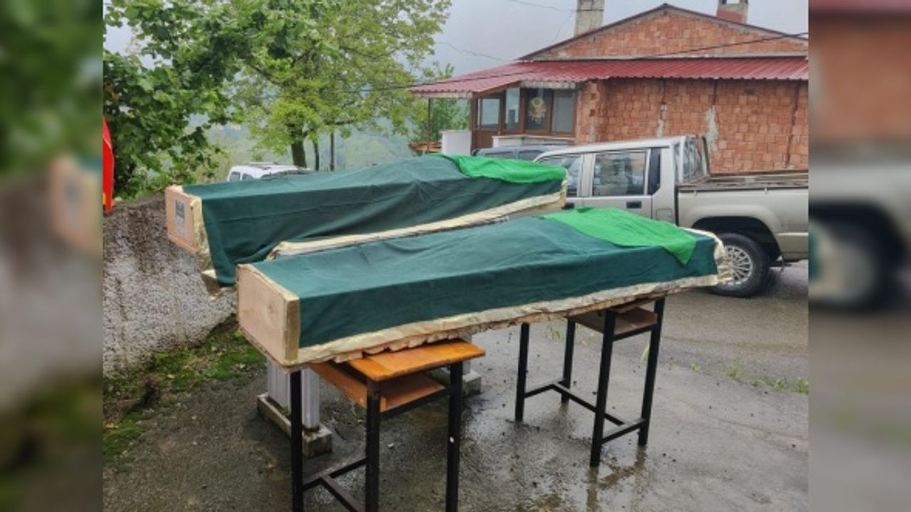Trabzon'da iki kız kardeş aynı gün vefat etti