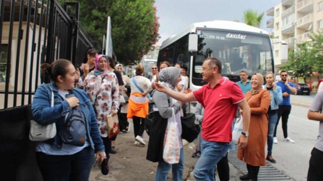 Unutkan adayın yardımına başka bir adayın velisi koştu