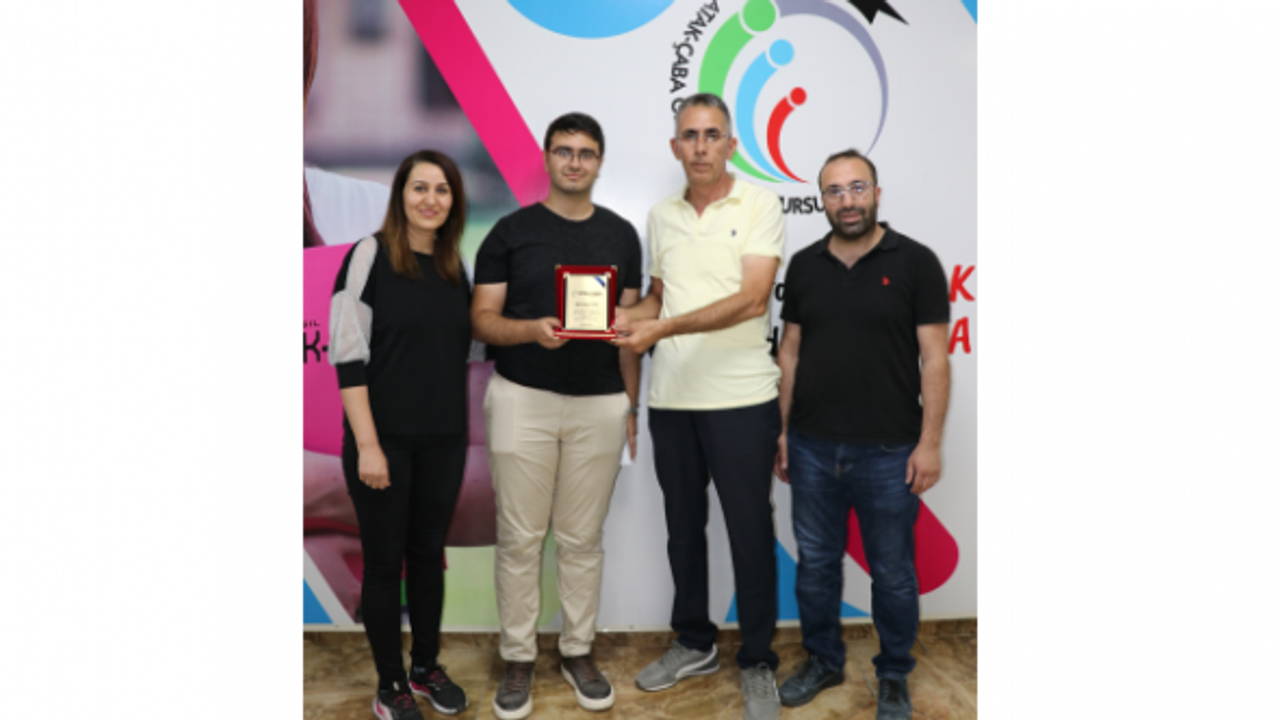 Vanlı öğrenci YKS’de ilk 100’e girmeyi başardı