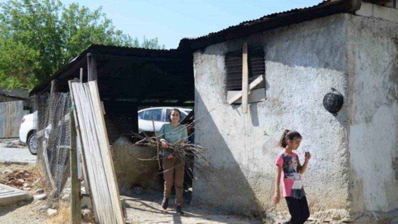 Çalışma ortamı bulamayan Semanur, “Konuk Evi Kız Yurdu” sayesinde Tıp Fakültesi hayaline kavuştu