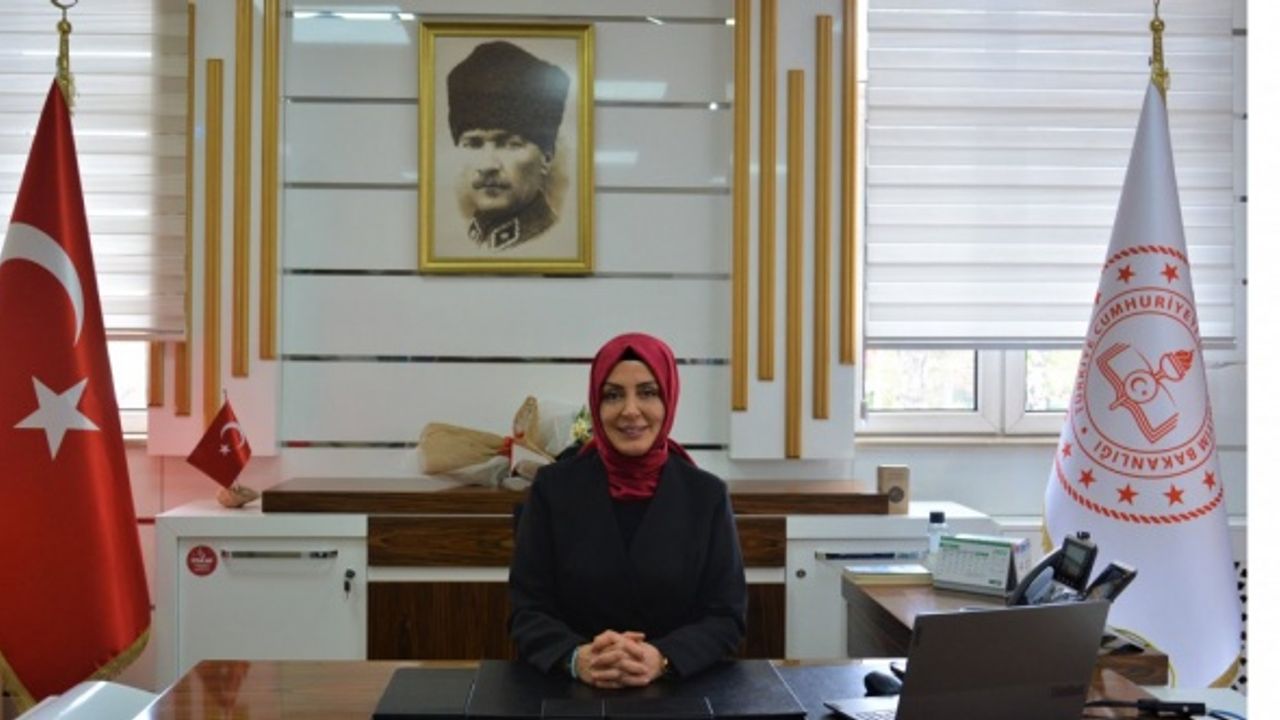 Daire Başkanlığına Atanan İl Müdürü Hatice Özdemir Devir Teslim Yapmadan Görevinden Ayrıldı