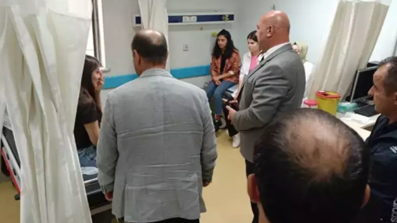 Öğretmenleri taşıyan servis kaza yaptı: Yaralılar var..