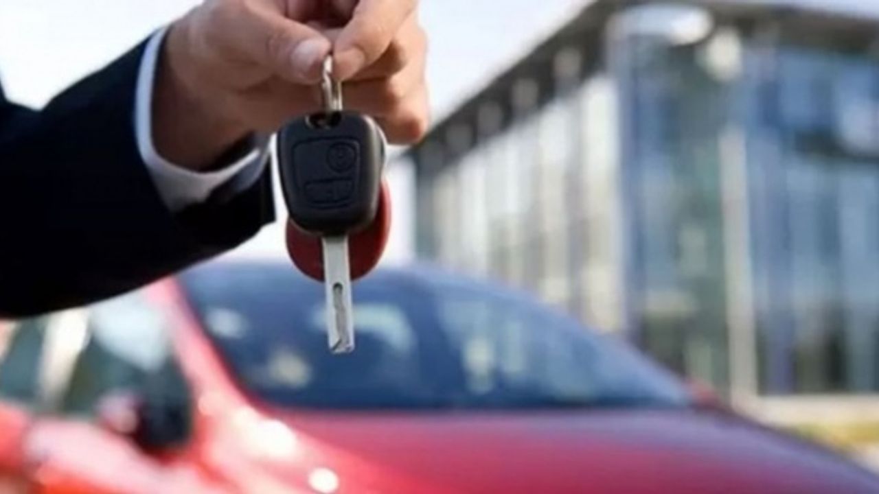 Bayiler İndirim Teklif Ediyor. Araç satışında 200 bin TL'lik indirim ve sıfır faiz avantajı!