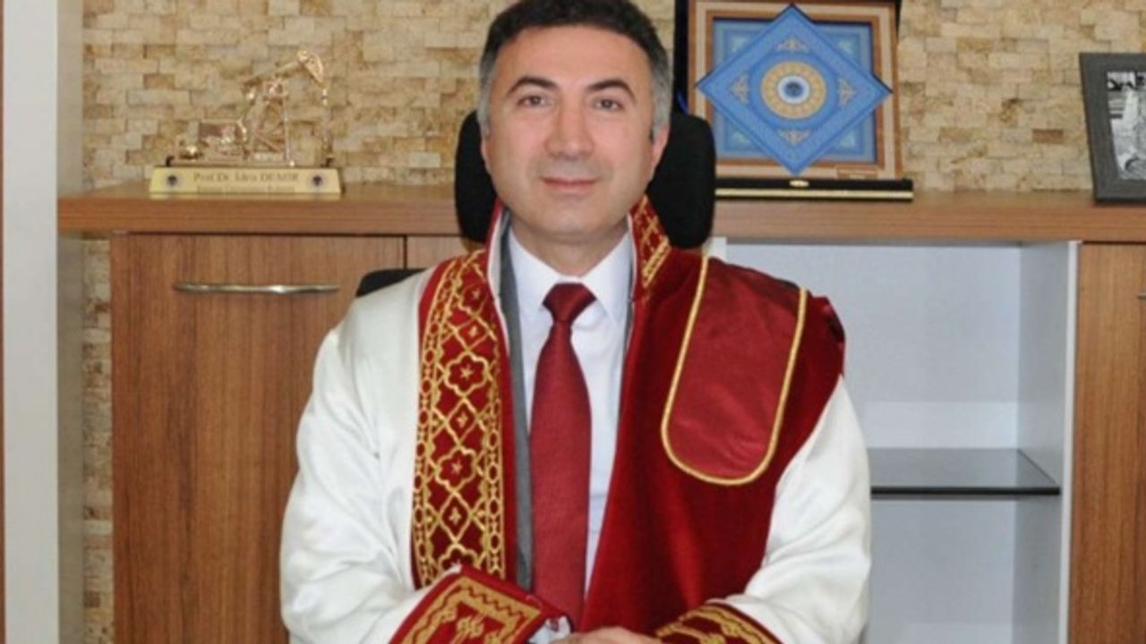 Üniversiteye Eş, Dost, Akraba Doldurmuş! YÖK’ü göreve davet ediyoruz