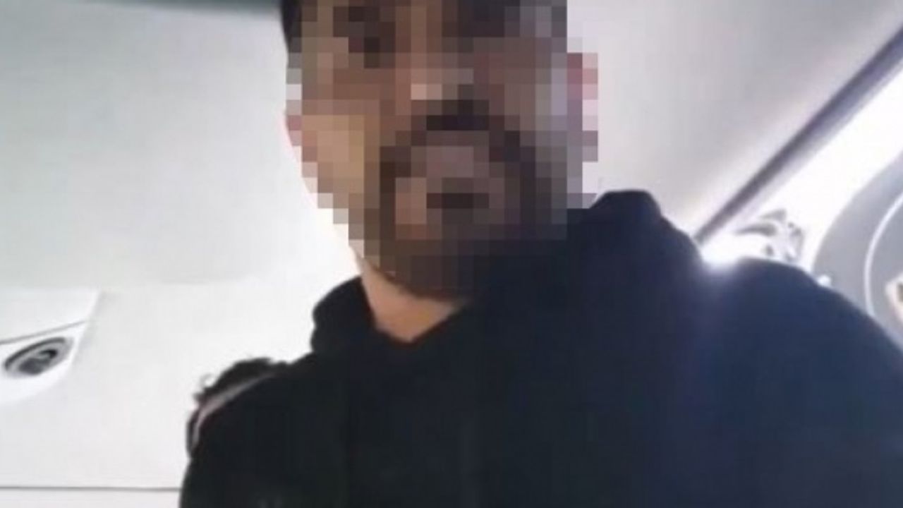 Servis Şoförü Öğrenciye "Başındaki Şaldan Şikayetçiyim..." Dedi. O Servis Şoförü Gözaltına Alındı!
