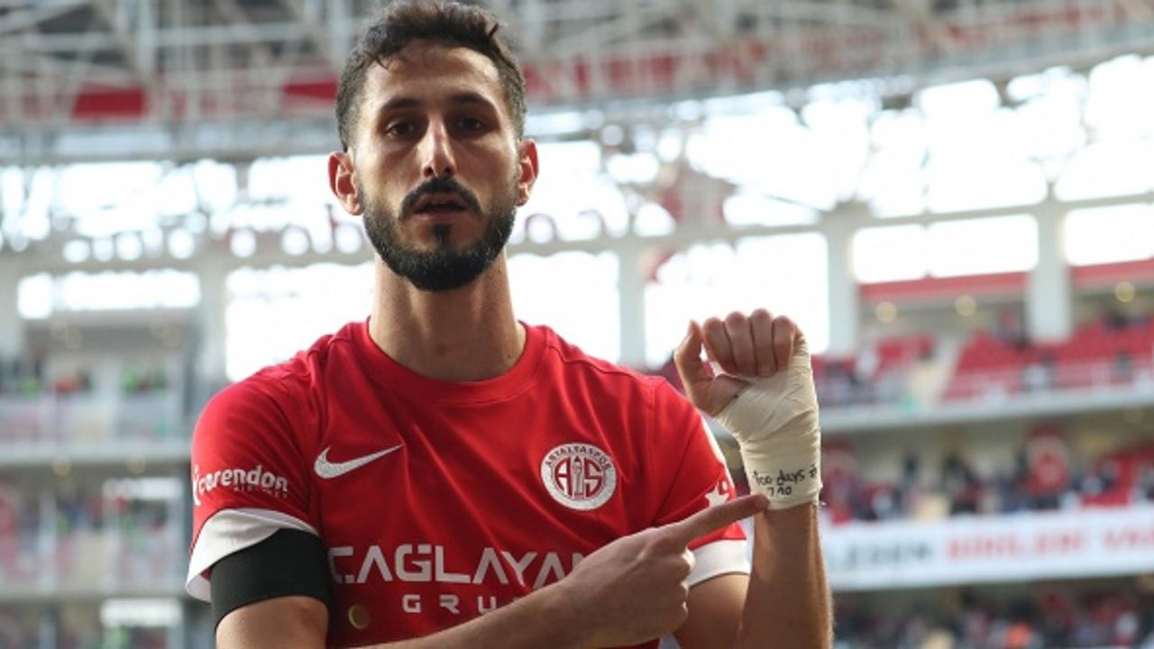Antalyaspor'un İsrailli Futbolcusu Sagiv Jehezkel Sınır Dışı Edildi