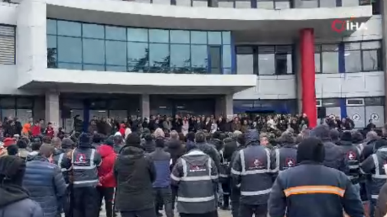 Yüzde 71'lik zammı davul zurna ile kutladılar! En düşük maaş 25 bin 500 TL oldu