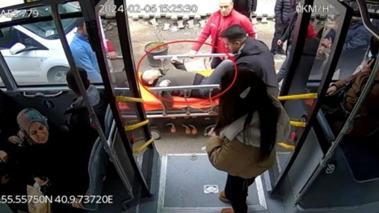 Otobüste Rahatsızlanan Öğretmeni Şoför Acile Yetiştirdi!