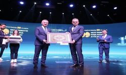 Bakan Özer istedi, Tahir Hoca yapıyor