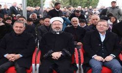 Diyanet İşleri Başkanı Erbaş, Kırşehir’de Hacı Adem Bircan Camii’nin açılışına katıldı