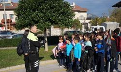 Marmaris’te öğrencilere motor ve bisiklet kullanım kuralları anlatıldı