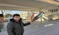 Süs için asılan şemsiyeler LGBT propagandası nedeniyle söktürüldü