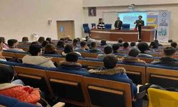 Üniversite öğrencilerine uluslararası staj imkanları anlatıldı