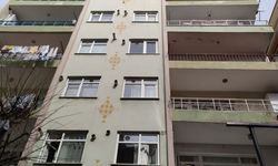 Bahçelievler'de balkonu çöken bina tahliye edildi