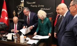 CHP lideri Kılıçdaroğlu: 'Adaylık için belgelerimizi hazırlayıp YSK'ya teslim ettik'