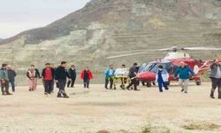 Yusufeli yeni yerleşim yerinden hava ambulansı ilk sevk yaptı