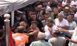 CHP’li Milletvekili Çakır şehidin defini sırasında ortalığı gerince tepki çekti