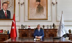 Trabzon Valisi Aziz YILDIRIM Kimdir ?