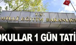 Okullar 1 Gün Tatil!