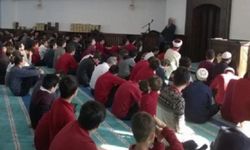 İlçe Milli Eğitim Müdürlüğünden örnek uygulama! Ders saatleri cuma namazına göre düzenlenecek