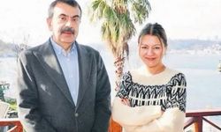 Yusuf Tekin Açıkladı: Yeni Müfredatta Ders Saatleri Değişecek Mi? Devamsızlık Affı Olacak Mı?