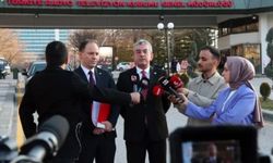 CHP heyeti TRT'ye gitti: 'Yanlı yayınlara daha fazla tahammül etmeyeceğiz'
