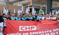 Eğitim Bir Sen'den CHP Önünde Protesto!